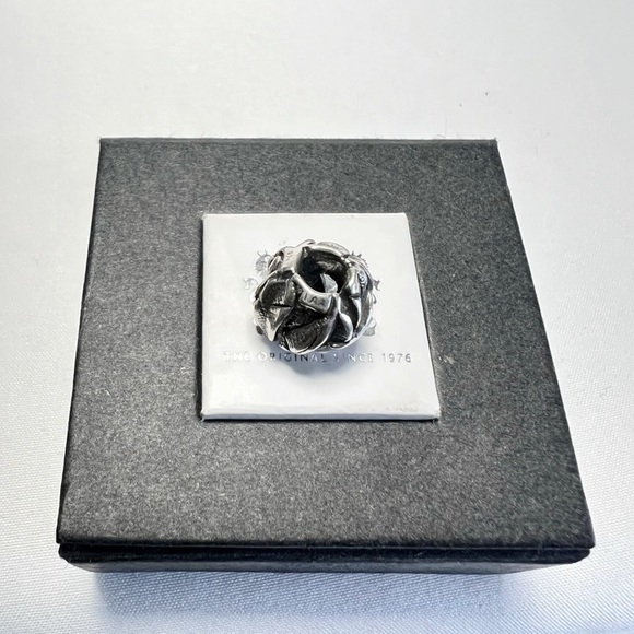 Trollbeads Angel’s Feathers Bead - Picture 3 of 3